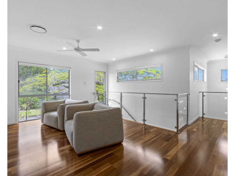 60 Framont Ave, Holland Park QLD 4121