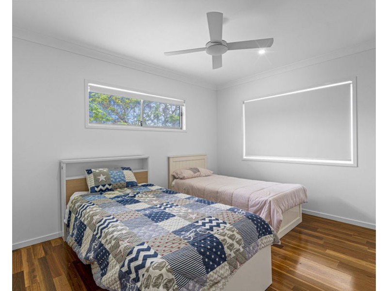 60 Framont Ave, Holland Park QLD 4121