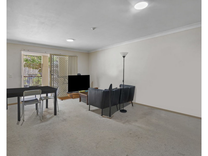 2/75 Junction Rd, Clayfield QLD 4011