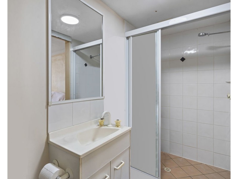 2/75 Junction Rd, Clayfield QLD 4011