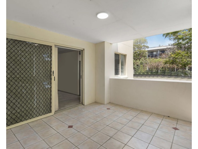 2/75 Junction Rd, Clayfield QLD 4011