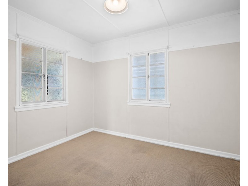 111 Lunga Street, Carina QLD 4152