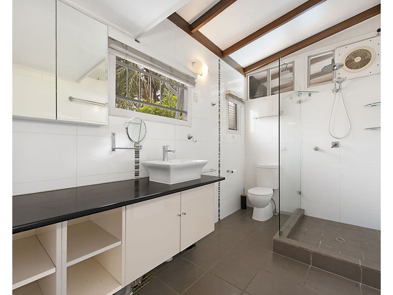 234 Chatsworth Rd, Coorparoo QLD 4151