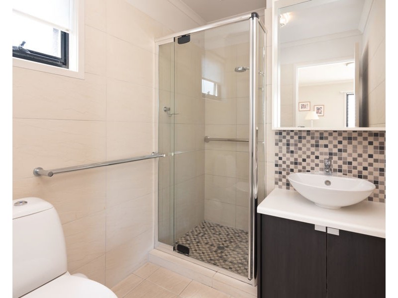 1/60 Berrima Street, Wynnum QLD 4178