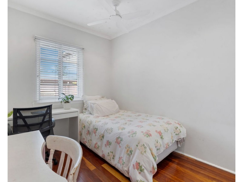 125 Chatsworth Rd, Coorparoo QLD 4151