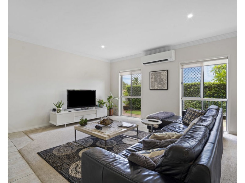 12 Carnoustie Pl, Carindale QLD 4152