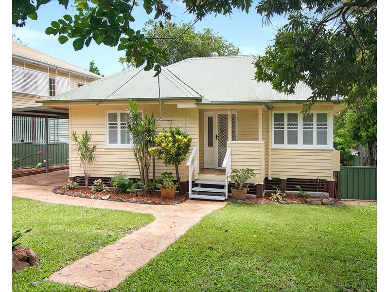 161A Hindes St, Lota QLD 4179