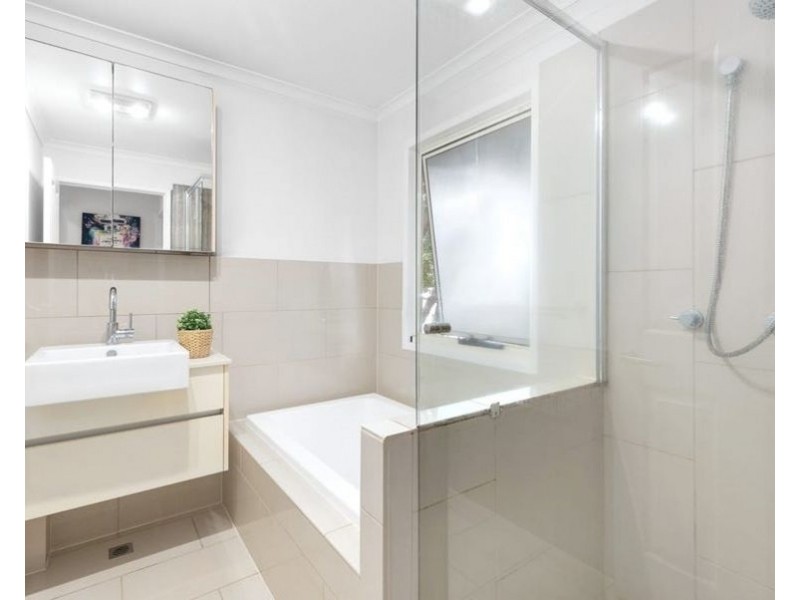 71 Gatling Road, Cannon Hill QLD 4170