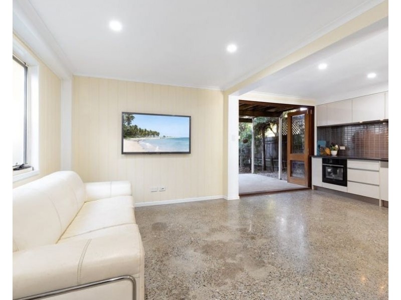 71 Gatling Road, Cannon Hill QLD 4170