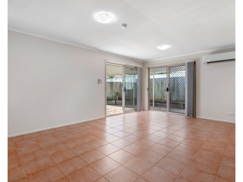 25 Maisie Pl, Eight Mile Plains QLD 4113