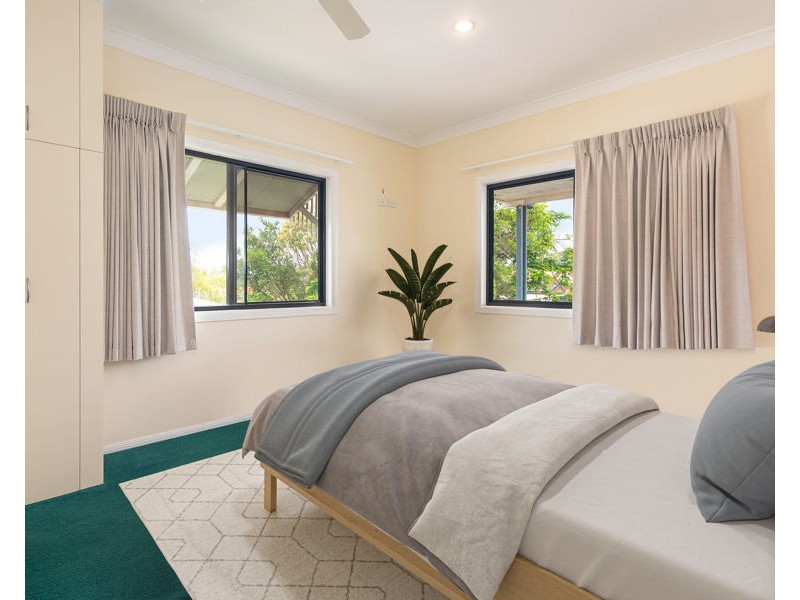 168a Hindes St, Lota QLD 4179