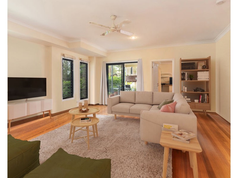 168a Hindes St, Lota QLD 4179