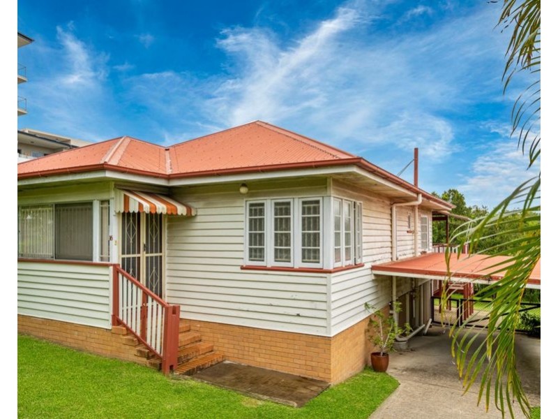 16 Harold Street, Holland Park QLD 4121
