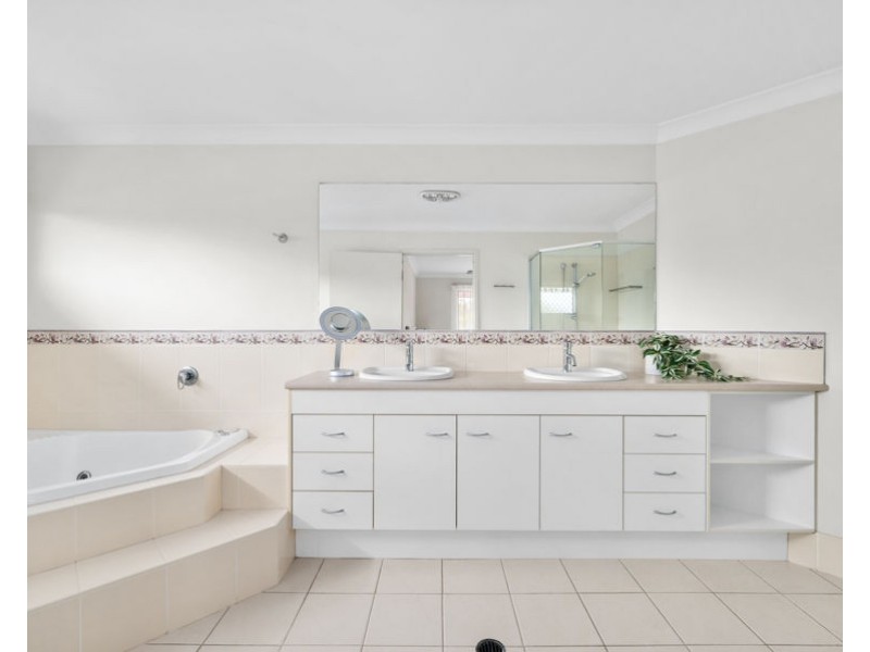 15 Loreburn Street, Mount Gravatt QLD 4122