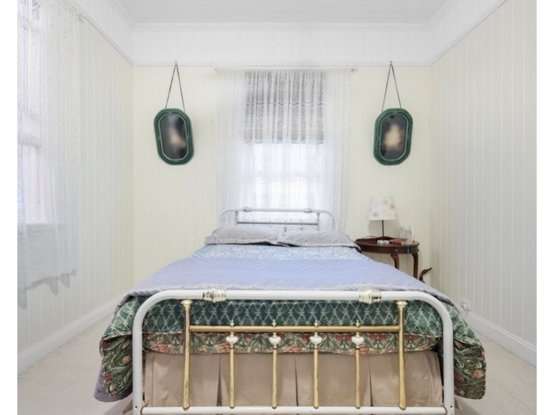 21 Burlington Street, East Brisbane QLD 4169