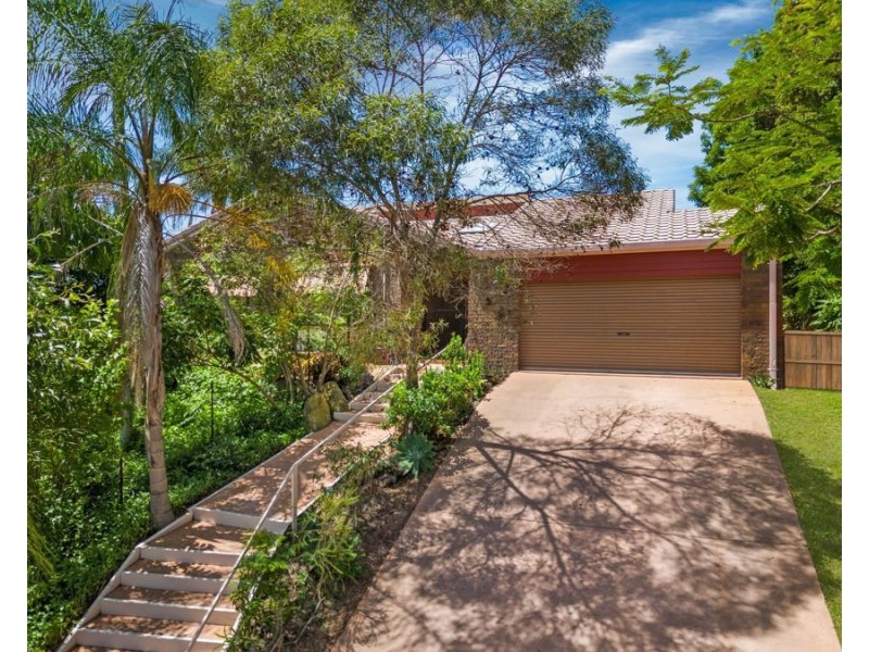 22 Styphelia St, Mount Gravatt East QLD 4122