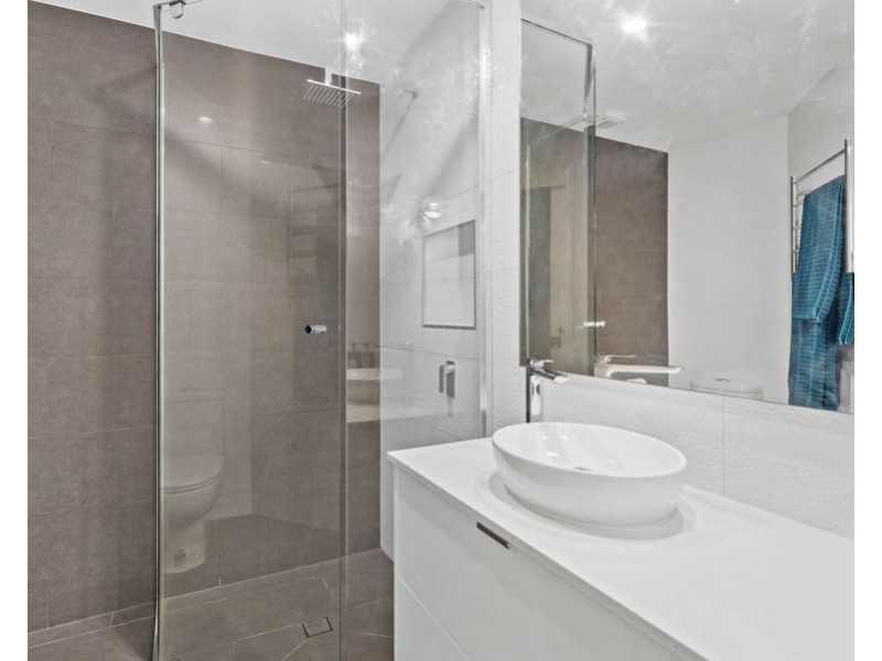 9 Pinehurst Place, Carindale QLD 4152