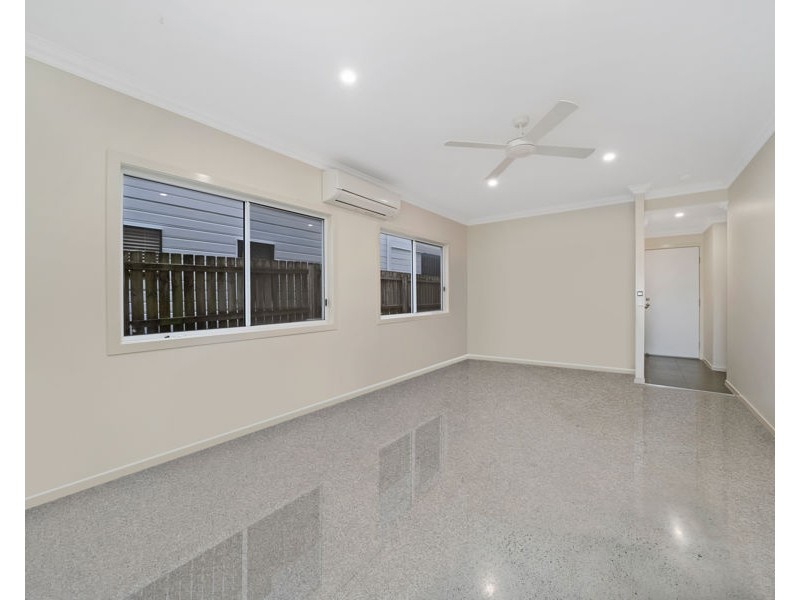 128 Shrapnel Rd, Cannon Hill QLD 4170