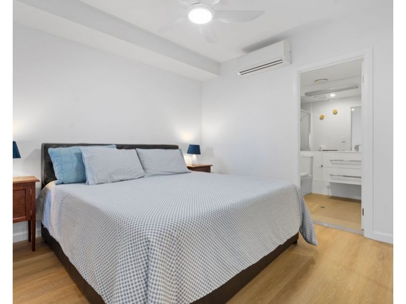 10403 / 300 Old Cleveland Rd, Coorparoo QLD 4151