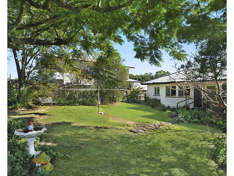 61 Melbourne Ave, Camp Hill QLD 4152