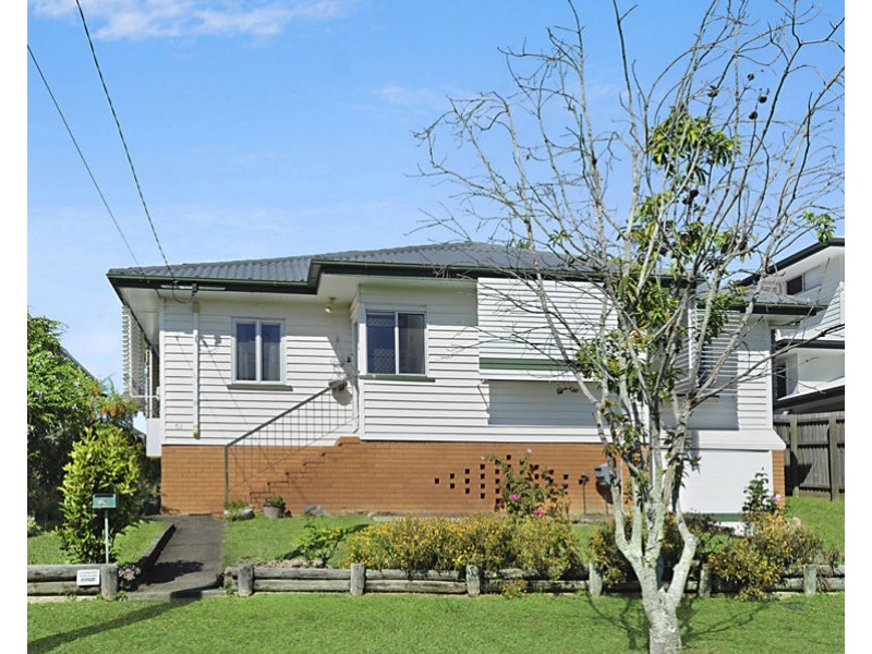 61 Melbourne Ave, Camp Hill QLD 4152