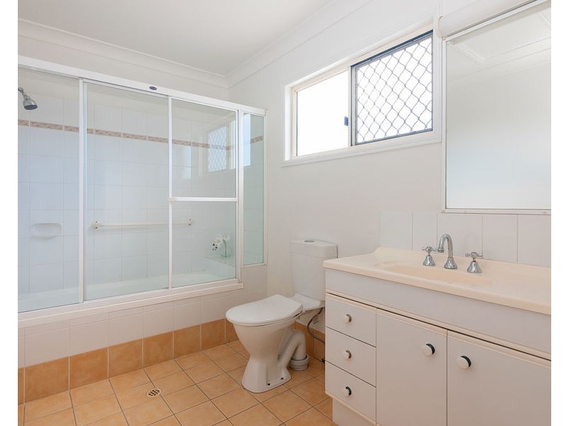 4/11 Trevally Crescent, Manly West QLD 4179
