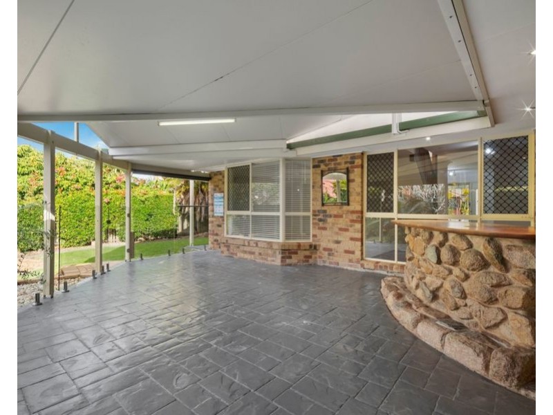 18 Homewood Pl, Carindale QLD 4152