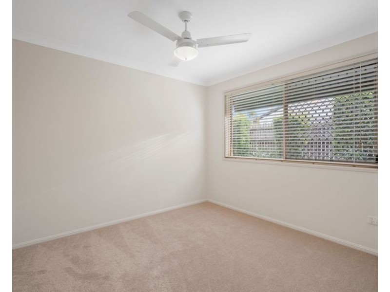 18 Homewood Pl, Carindale QLD 4152