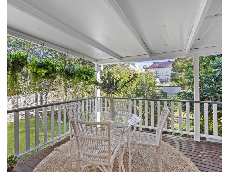 1/5 McLay Street, Coorparoo QLD 4151