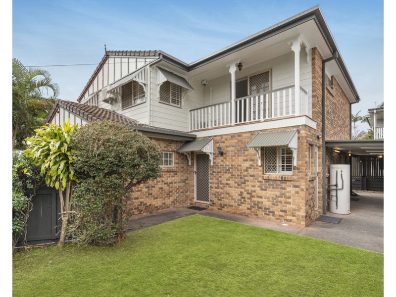 2/8 Poet St, Holland Park West QLD 4121