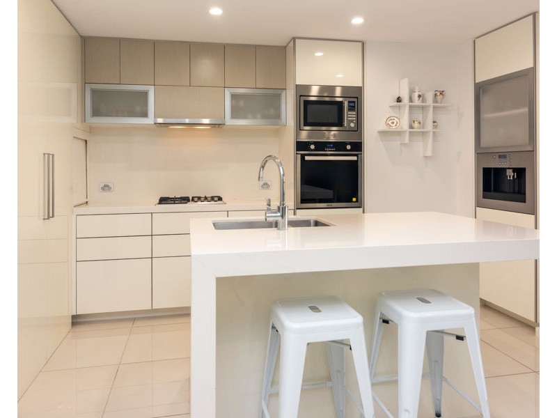 10/29-31 Shore Street East, Cleveland QLD 4163