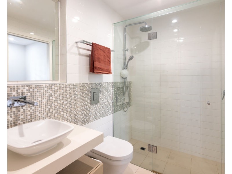 10/29-31 Shore Street East, Cleveland QLD 4163