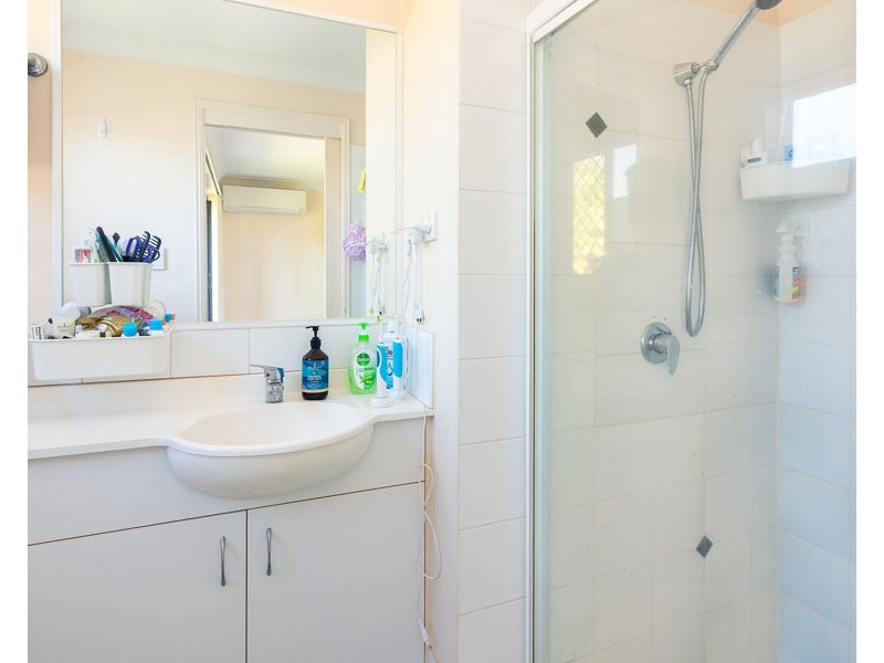 3 Charlotte St, Carina QLD 4152