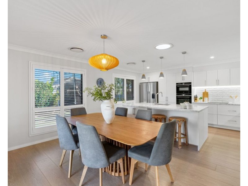 15 Wills st, Coorparoo QLD 4151
