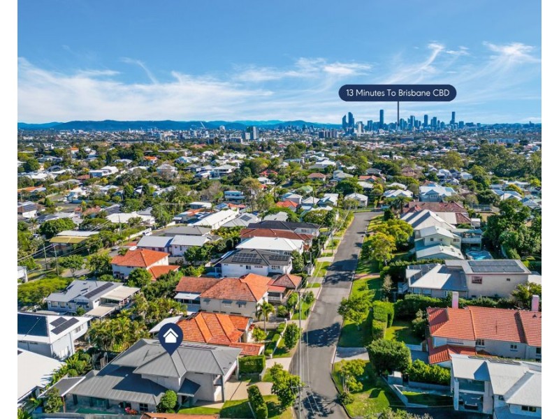 15 Wills st, Coorparoo QLD 4151