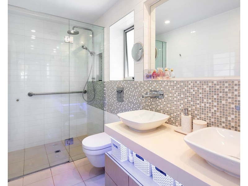 7/29-31 Shore Street East, Cleveland QLD 4163