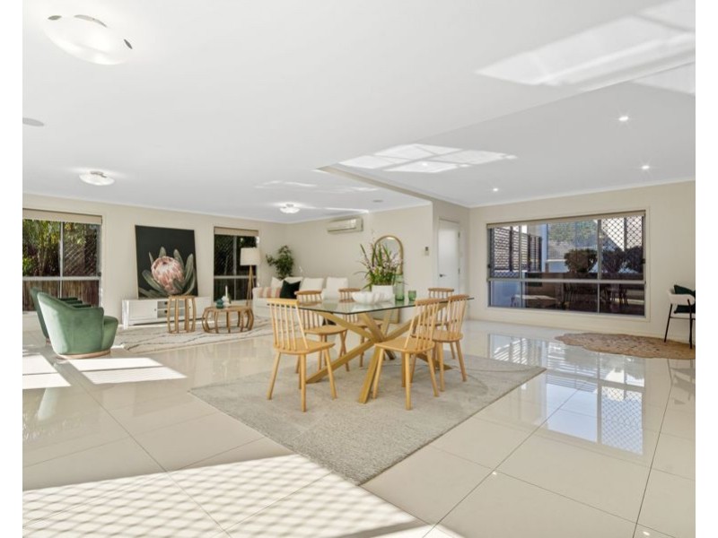 95 Ridge Street, Greenslopes QLD 4120