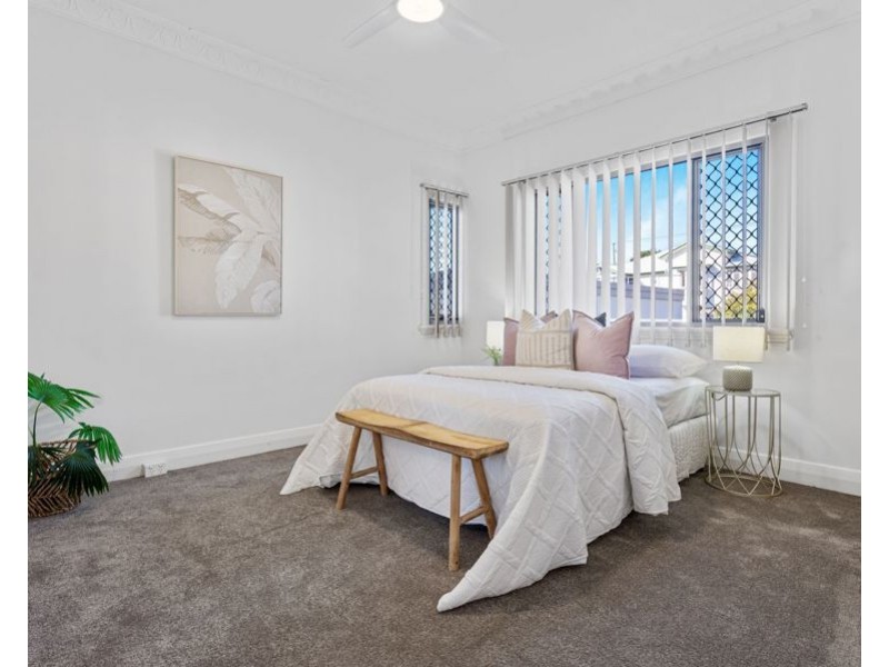 95 Ridge Street, Greenslopes QLD 4120