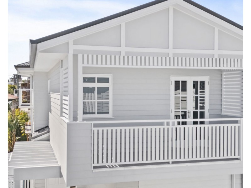 2/66 Shakespeare Street, Coorparoo QLD 4151