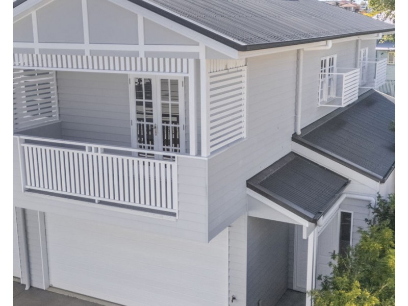 66A Shakespeare Street, Coorparoo QLD 4151