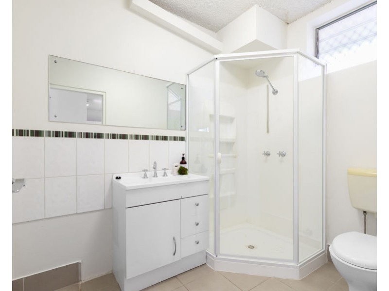 3/24 Weston Street, Coorparoo QLD 4151