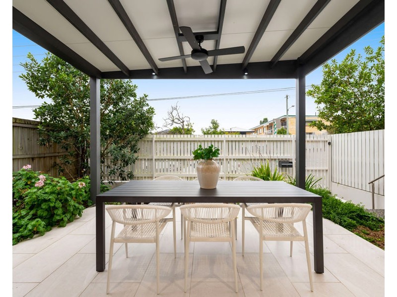 9 / 80 Kirkland Ave, Coorparoo QLD 4151