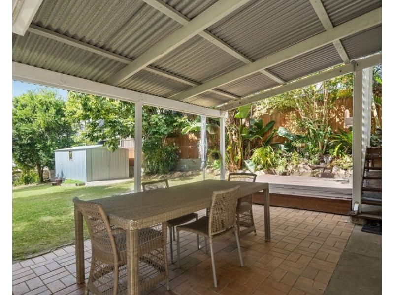 50 Wylie Ave, Coorparoo QLD 4151