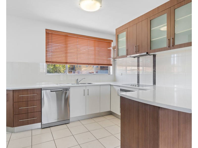 3/56 Pembroke Rd, Coorparoo QLD 4151