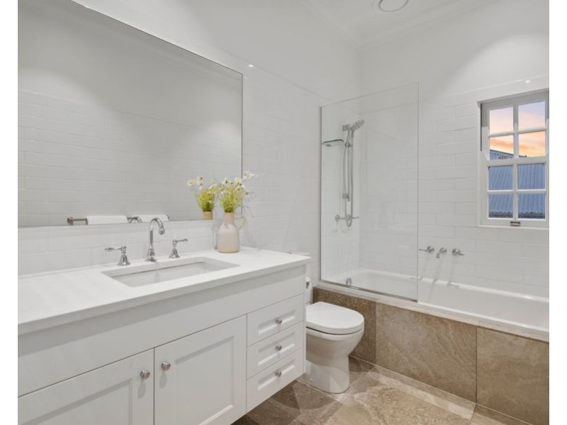 41 Pelham Street, Coorparoo QLD 4151