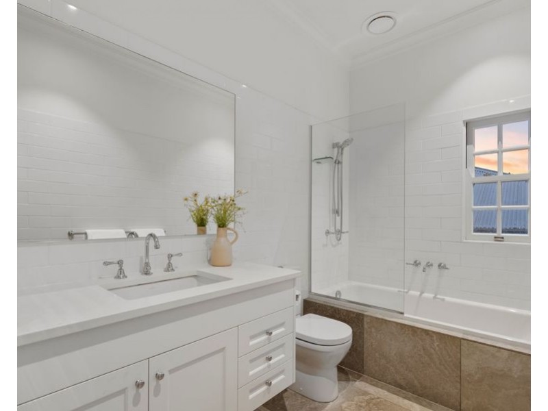 41 Pelham Street, Coorparoo QLD 4151