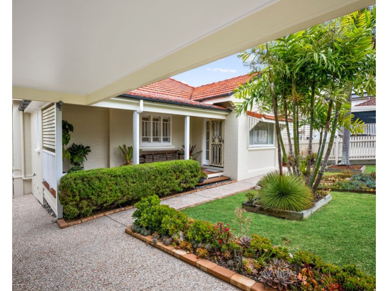 11 Wills Street, Coorparoo QLD 4151