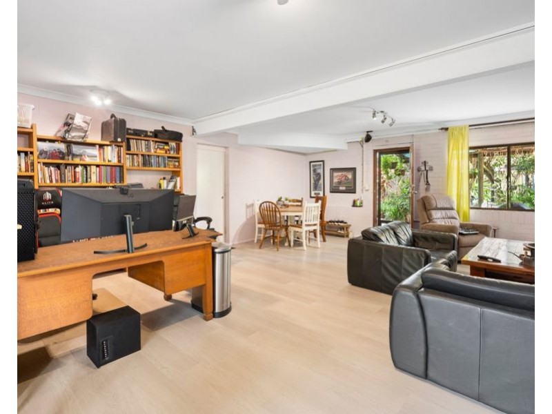 339 Clivden Ave, Oxley QLD 4075