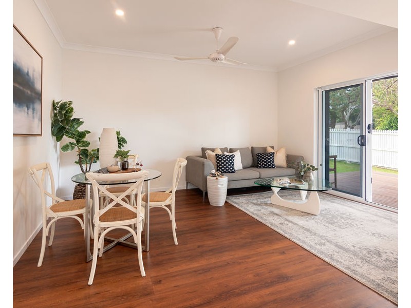 11 Torquay Road, Redland Bay QLD 4165