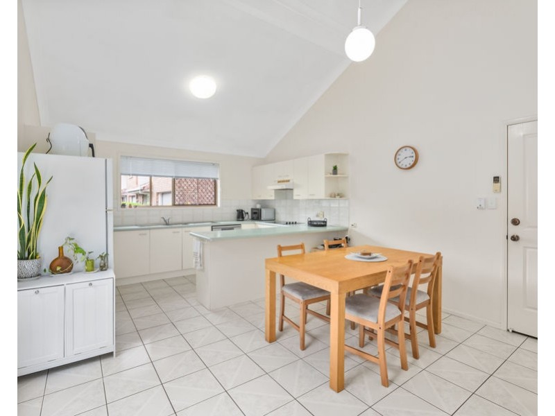 1/106 Mackay Street, Coorparoo QLD 4151